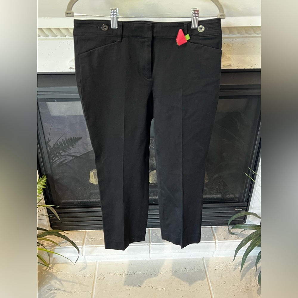 White House Black Market The Slim Black Cropped Pants